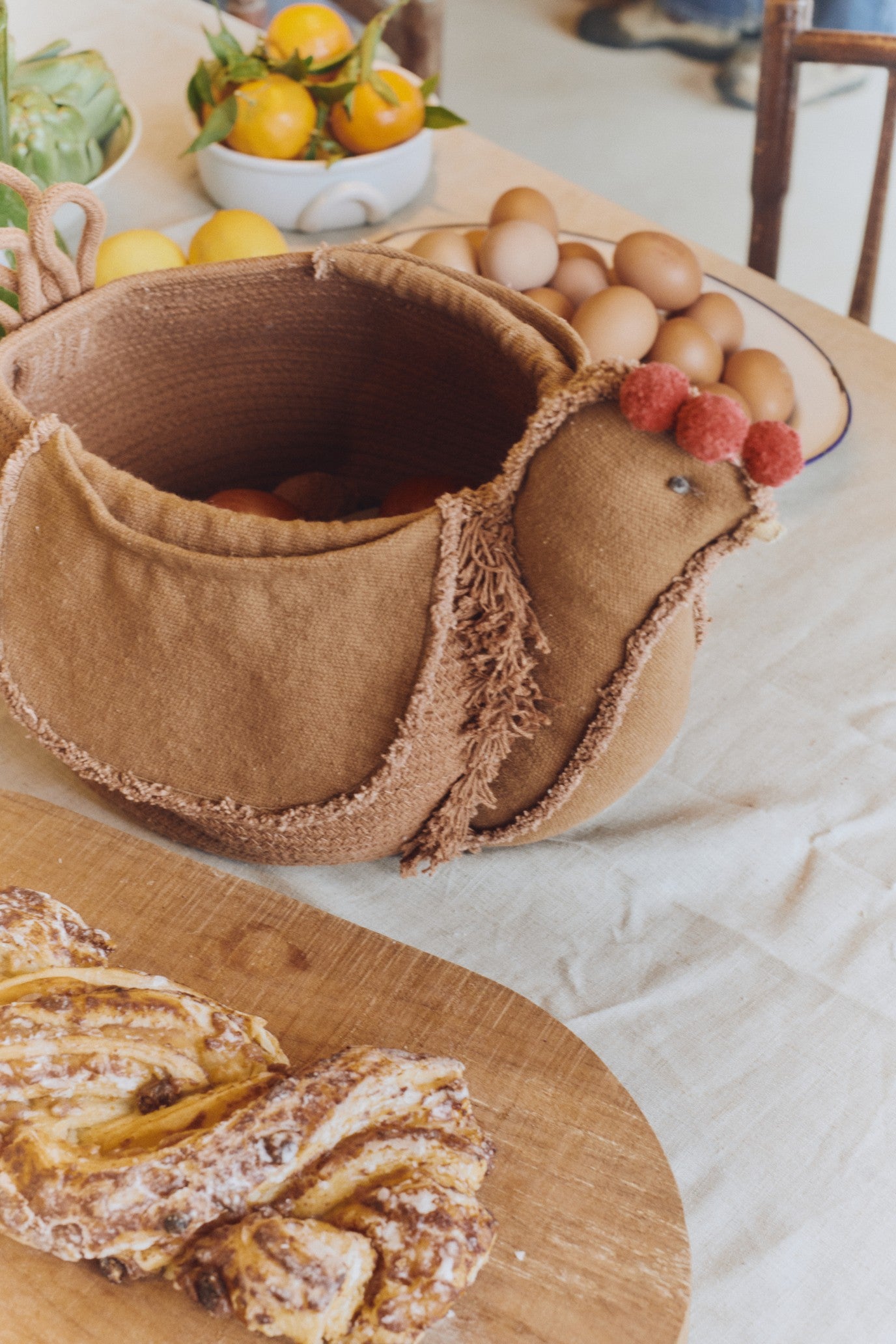Decorative Basket Chicken