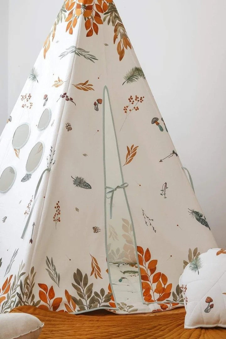 Teepee tent - Forest friends